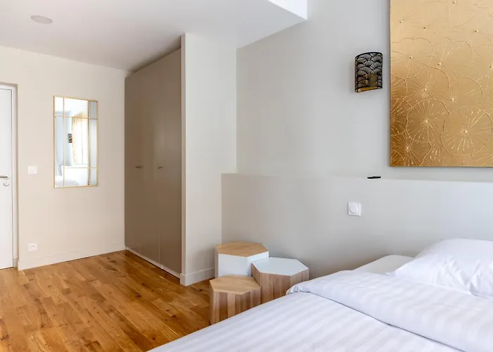 Luxe State Of The Art Near Montmartre Daire *